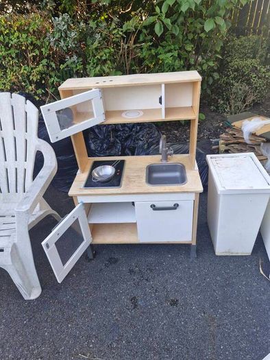 Free ikea kids kitchen