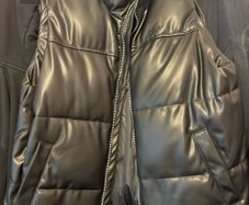 pull and bear faux leather gilet
