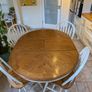 Extendable dining table with matching chairs Image 4