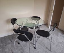 Table & chairs