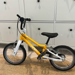 Woom 2 kids bike