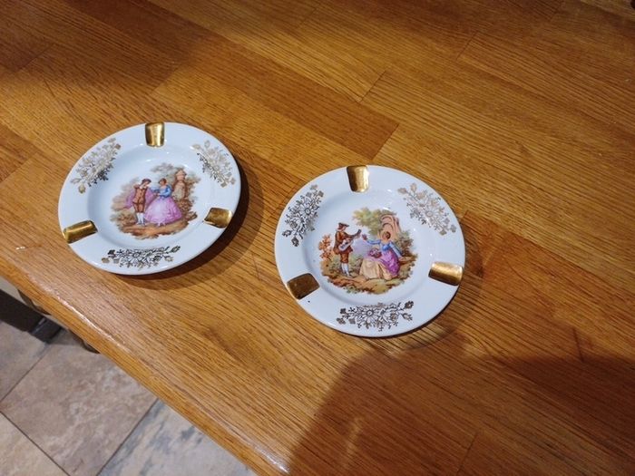 ashtrays