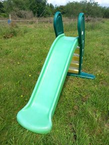 childrens LittleTykes folding slide . 85 EURO