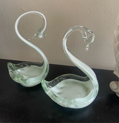 Beautiful Pair of Handblown Glass Swans