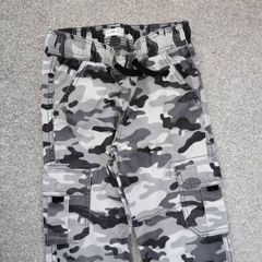 boys trousers.age8/9
