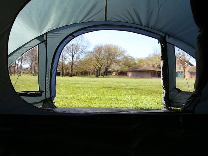 4 Person Dome Camping Tent With Porch Groundsheet And Windows Waterproof 3000mm