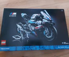 LEGO Technic 42130 BMW M 1000 RR Motorcycle