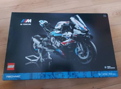 LEGO Technic 42130 BMW M 1000 RR Motorcycle