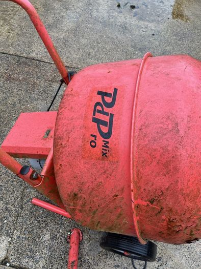cement mixer