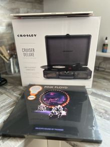 Crosley Cruiser Deluxe Portable Vinyl Turntable & 3 Artist Pink Floyd, The Doors & Coldplay.