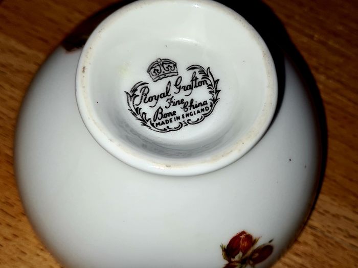 Shabby Chic Vintage Apple and Almonds Royal Grafton Mini Sugar Bowl