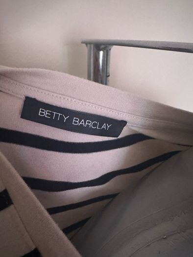 Betty Barclay Good Times  stretchy top size UK16 EU44 Postage included