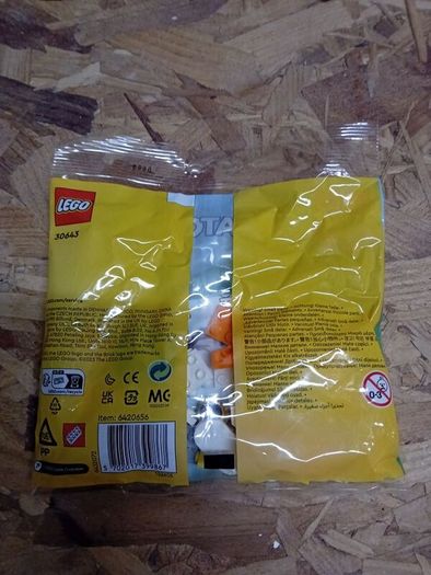 Easter Chickens 30643 lego creator