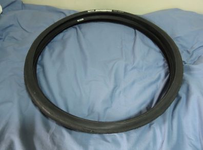 Maxxis Urban Tyre Detonator 700 x 32c