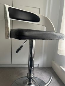 Stool / Vanity chair
