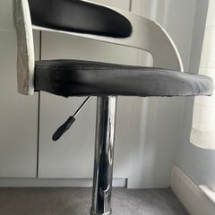 Stool / Vanity chair