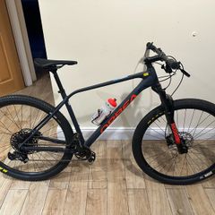 BRAND NEW - Orbea Alma H10 Eagle - Large - Brand New