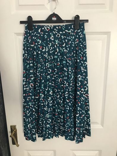 m and s skirt
