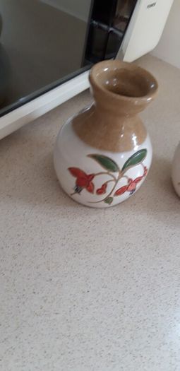 Two O'Neill Pottery Vases from 1982