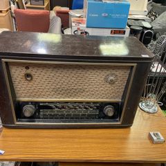 Vintage radio