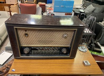Vintage radio