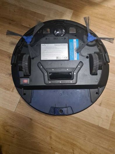 2-in-1 Robot Vacuum and Mop - Boxed with Extras, Great Condition!