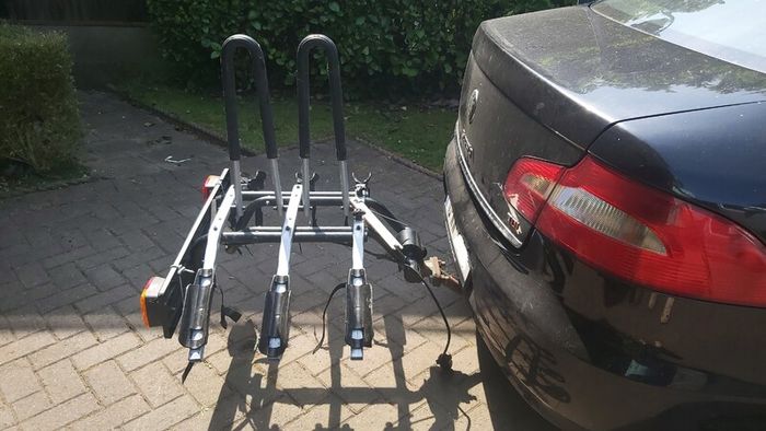 Thule towbar mounted bike rack - 3 bike carrier