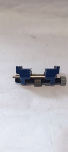 An Un-Branded Honing Guide