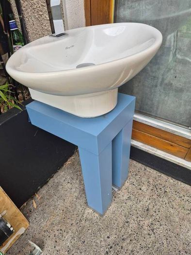 wash hand basin