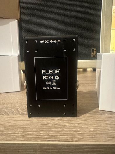 Fleor Delay