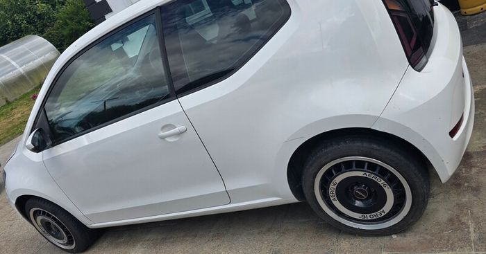 2017 Volkswagen Up!