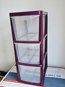 3 plastic drawers