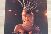 Taylor Swift Print As New