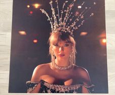 Taylor Swift Print As New
