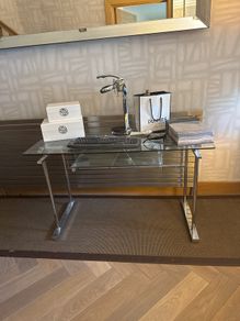 Desk with shelf new unused 120 cm for quick sale