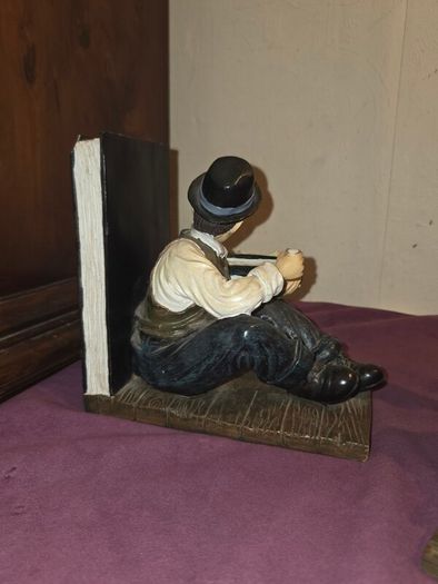 Laurel and Hardy bookends