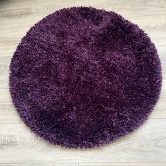 Shaggy Circle Purple Rug 80cm in very good condition