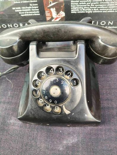 Vintage Bakelite Phone