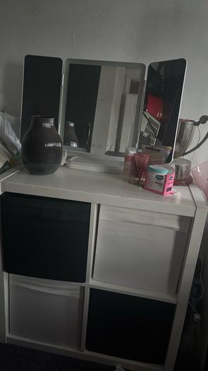 4 Cube storage