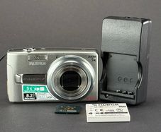 Fujifilm FinePix J50  compact digital camera