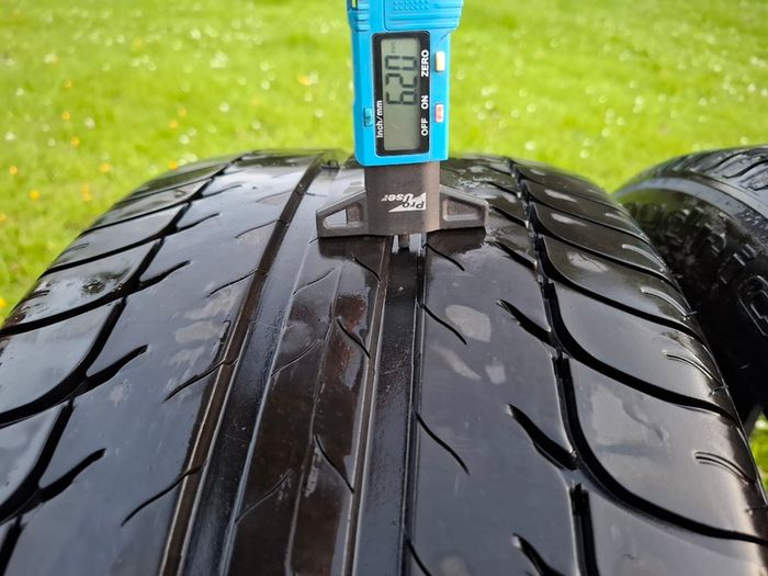 2x 255/40/19 BFGoodrich