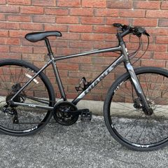 Giant Escape Hybrid Bike