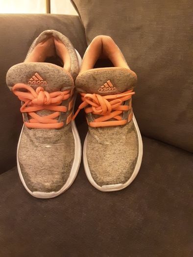 Trainers/Adidas Cloudfoam Trainers Size: 5 UK .. 38 EU .. Colour: Grey/Pink .. Price Drop