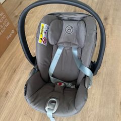 baby car seat (Cybex Cloud Z Infant Car Seat )