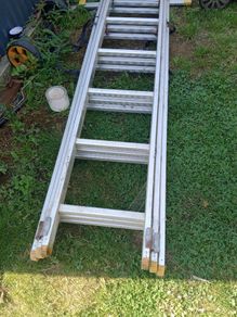 Aluminium ladder