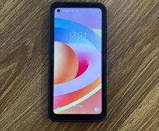 Samsung A21s & Protective Case