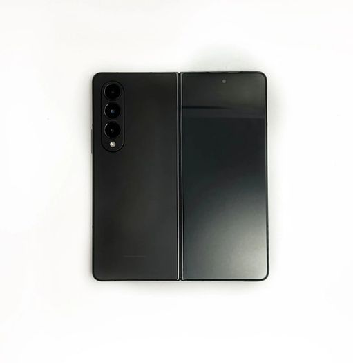 Samsung Galaxy Z Fold 4 - 256GB/ 12GB - Dual Sim Unlocked Phantom Black.