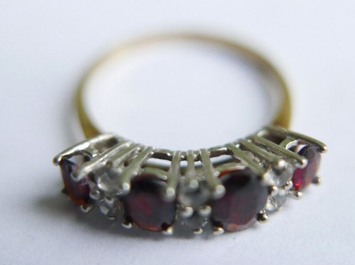 Vintage14K Gold 585 Ring With  Diamonds and Rubies Ring size P1/2 - 2,9g