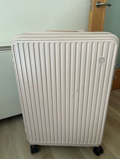 Large Suitcase 28" Beige
