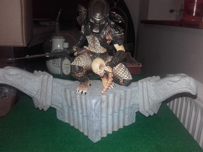 Pallasade Predator 2 Triumphant Collectors Statue 1655 of 3000